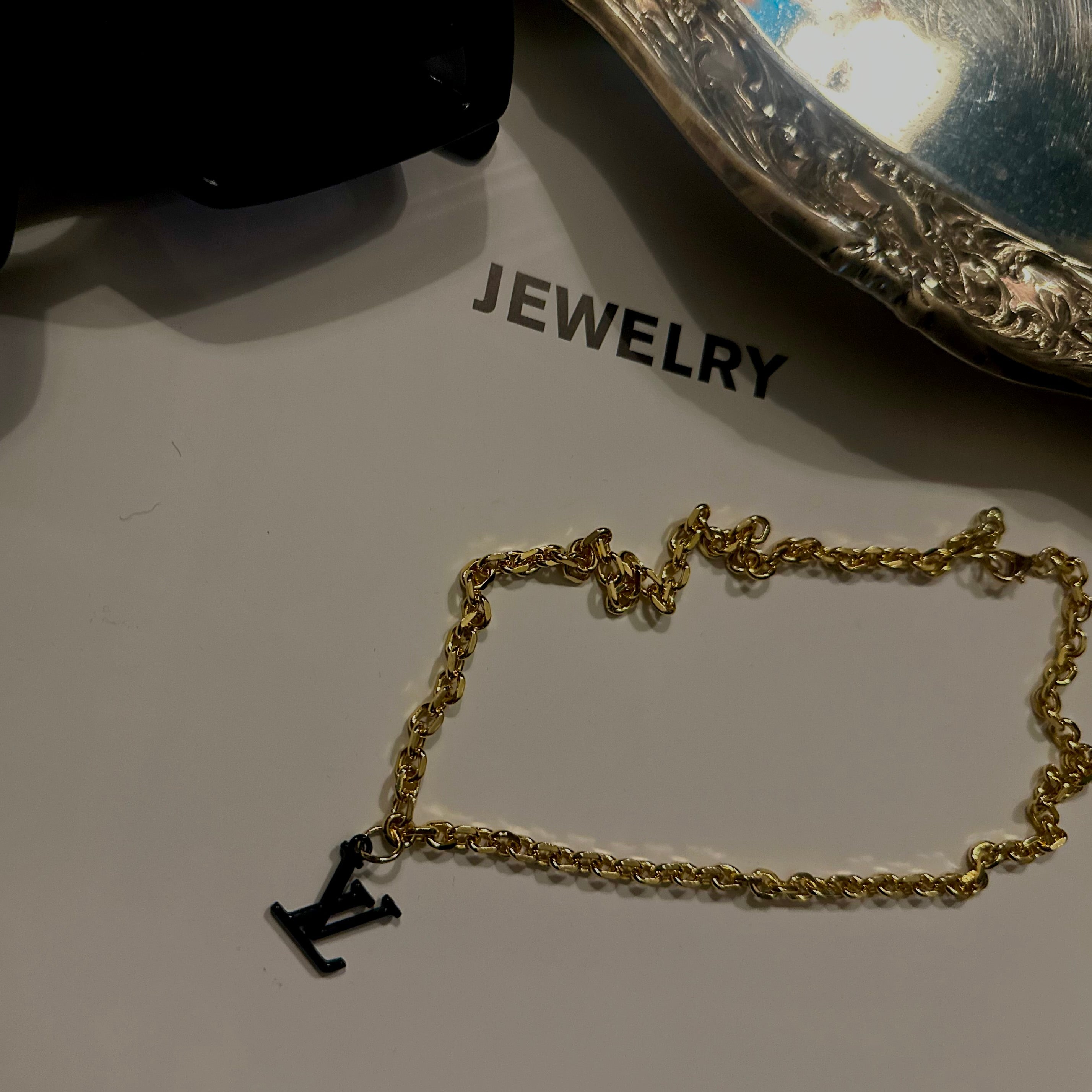 Midnight Gold Collier